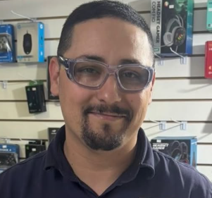 Elias Vance